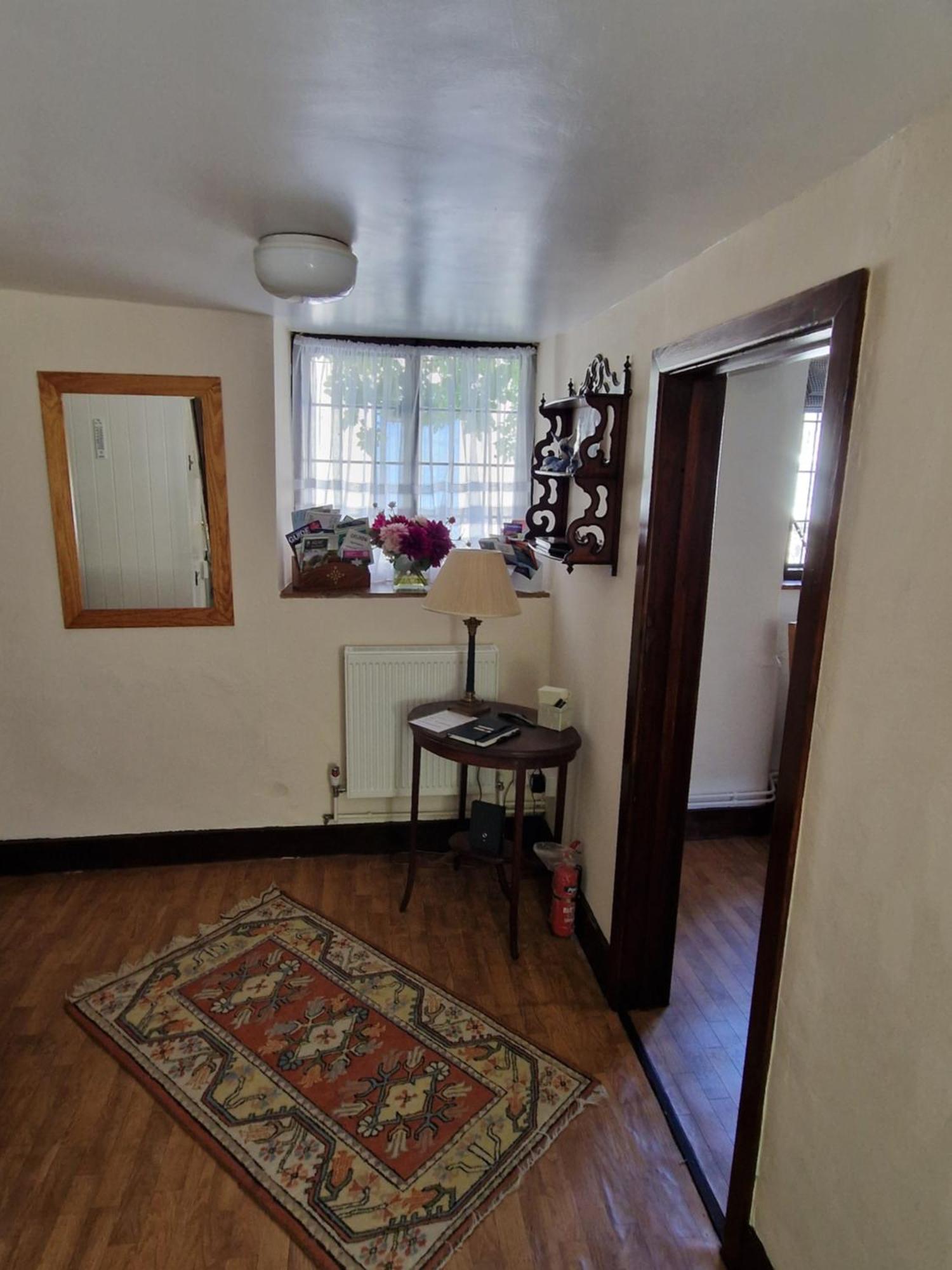 Character 2 Double Bedroom Cottage In ชาฟท์สบรี ภายนอก รูปภาพ